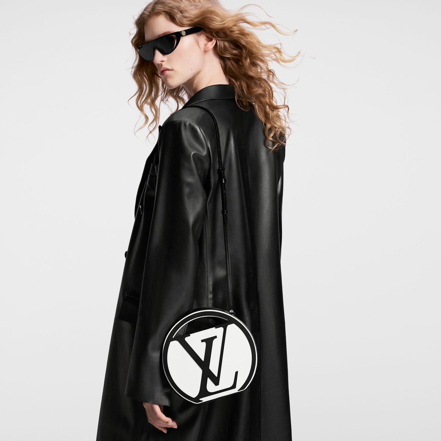 Louis Vuitton Around Me PM