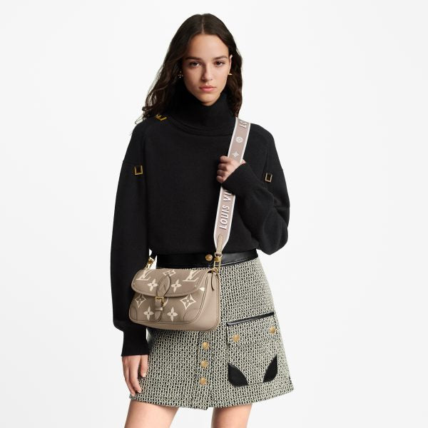 Louis Vuitton Diane Tourterelle Beige Cream Handbag