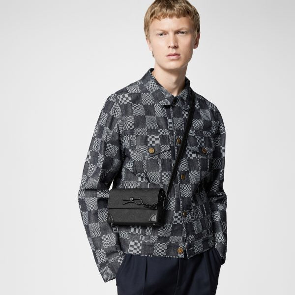 Louis Vuitton Steamer Wearable Wallet M81746