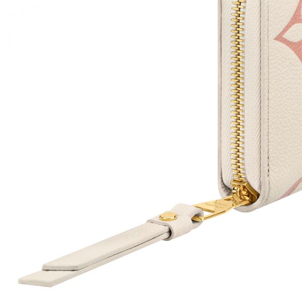 Louis Vuitton Creme Rose Trianon Zippy