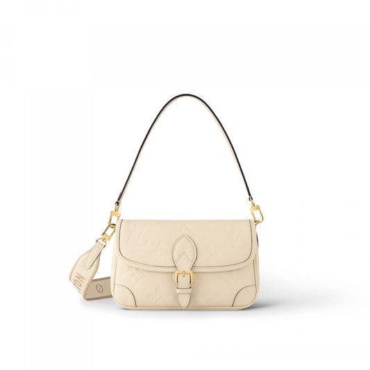 Louis Vuitton M46388 Diane Cream Bag